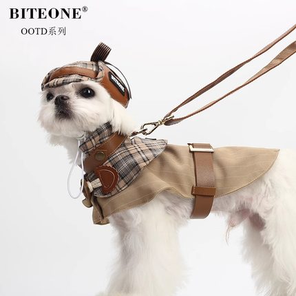 BITEONE【梦回贝克街】2025猫咪狗狗衣服春夏风衣可系牵引绳小型