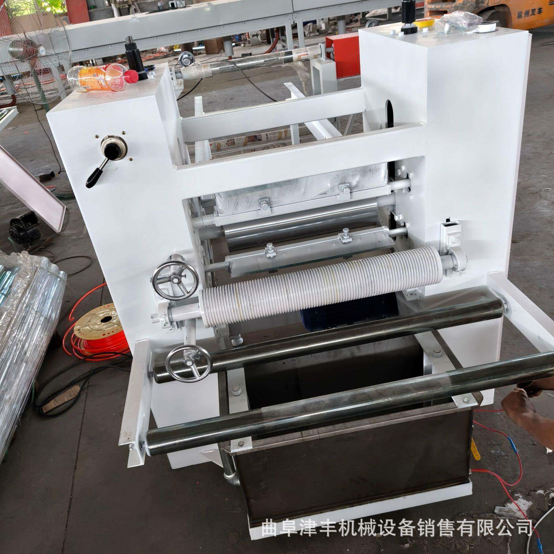 碳纤维纱线浸胶机玻纤毡阻燃涂料浸料机非织造布涂覆洗涤剂浸液机