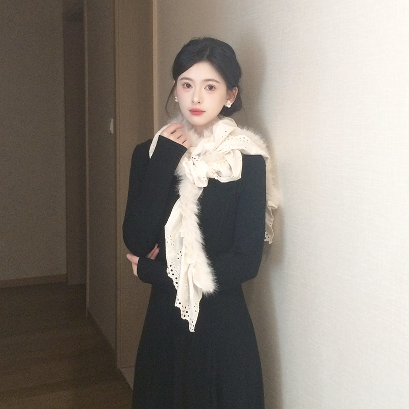白色软糯蕾丝毛绒围巾女秋冬2025新款韩系氛围感保暖防寒护颈围脖