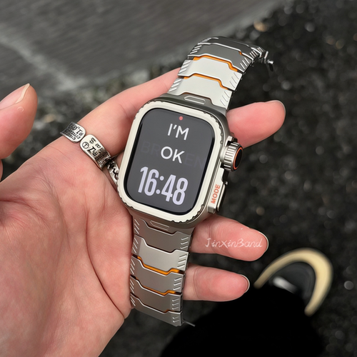 适用iwatchs11苹果手表纯钛金属鱼鳞表带Ultra高级硅胶磁吸男腕带