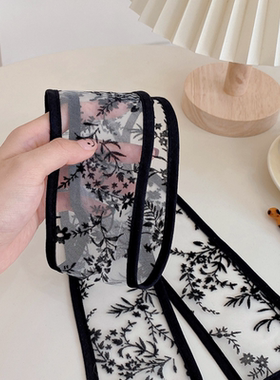 复古法式黑色植绒印花窄长丝巾小香风高级感气质温柔绑发飘带