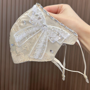 2024新款 国潮风缎面口罩繁花蝴蝶结镶钻拍照好看网红透气 秋冬季