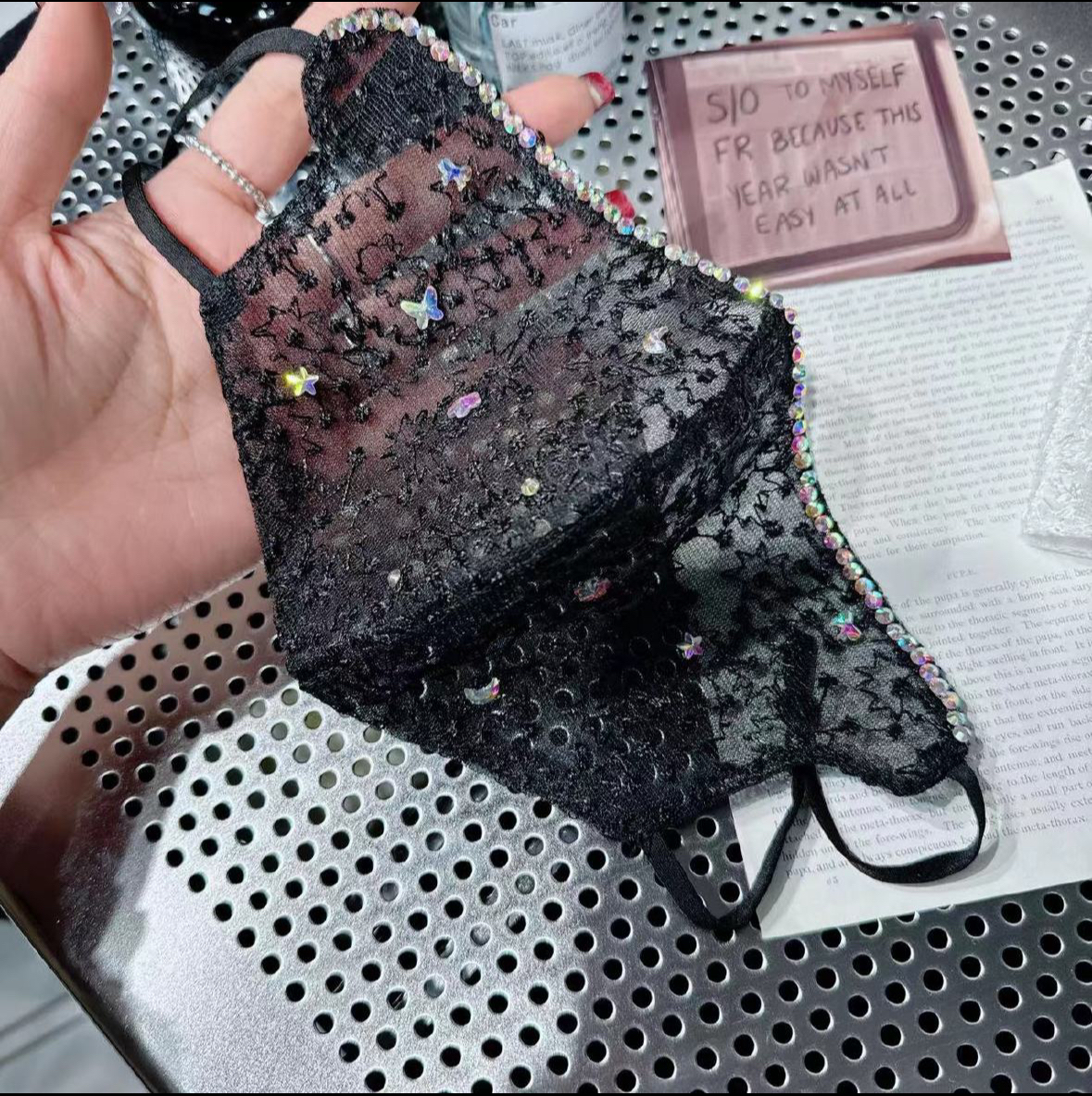 夏季新品水洗蕾丝网纱口罩防尘时尚百搭淑女镶钻装饰透气防晒面罩