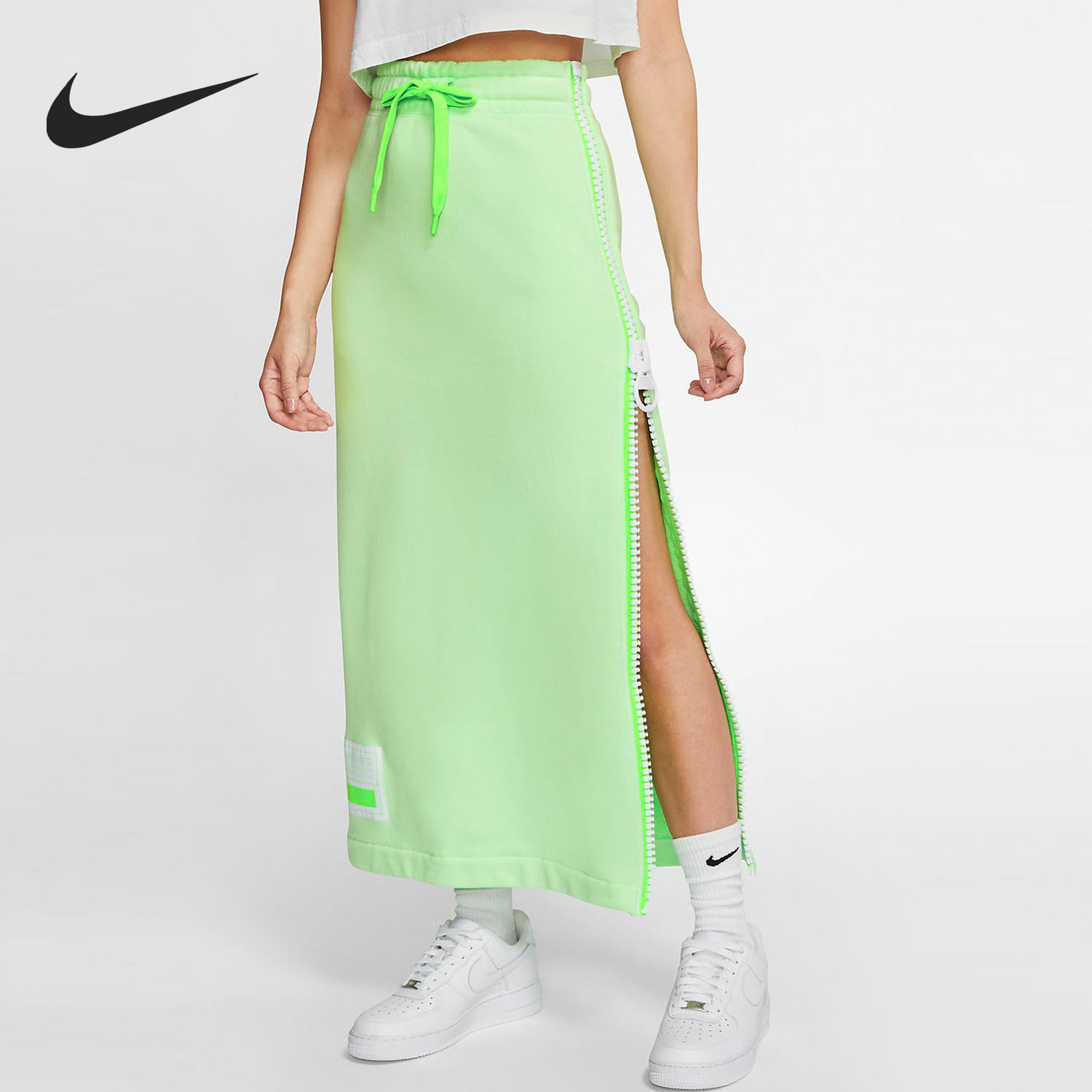 【L码】耐克女运动半身裙 断码清仓