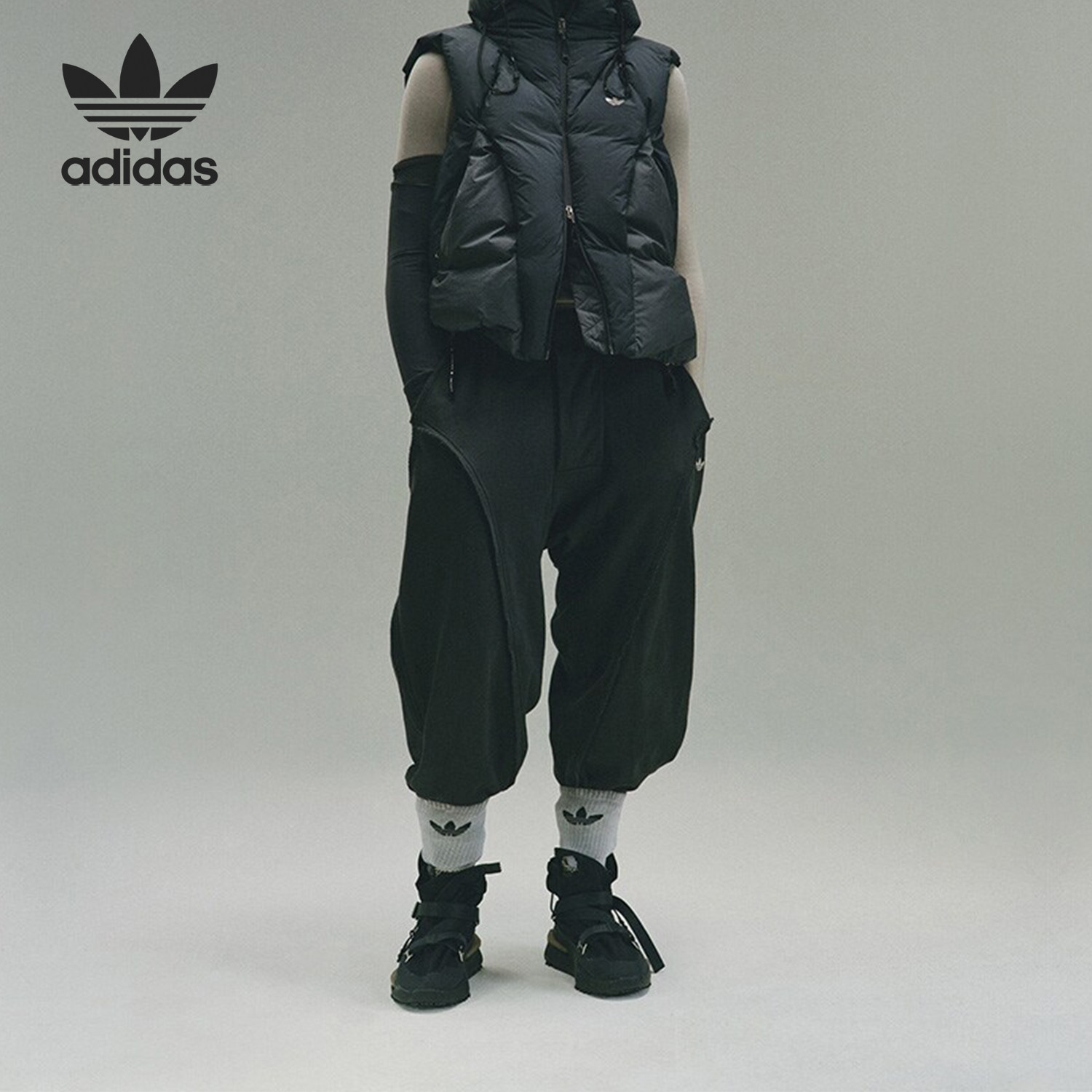 Adidas/阿迪达斯正品联名火山背脊式男女运动羽绒马甲IX4345