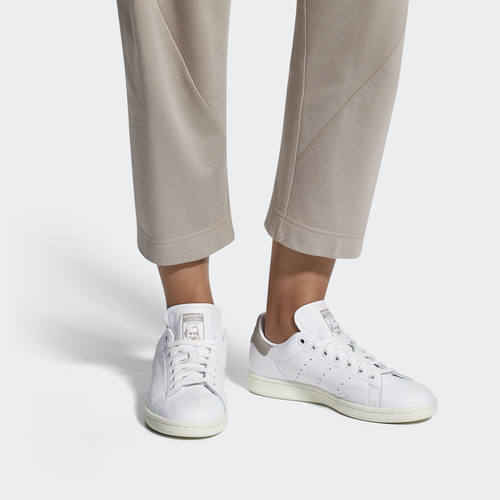 休闲运动鞋Adidas/阿迪达斯