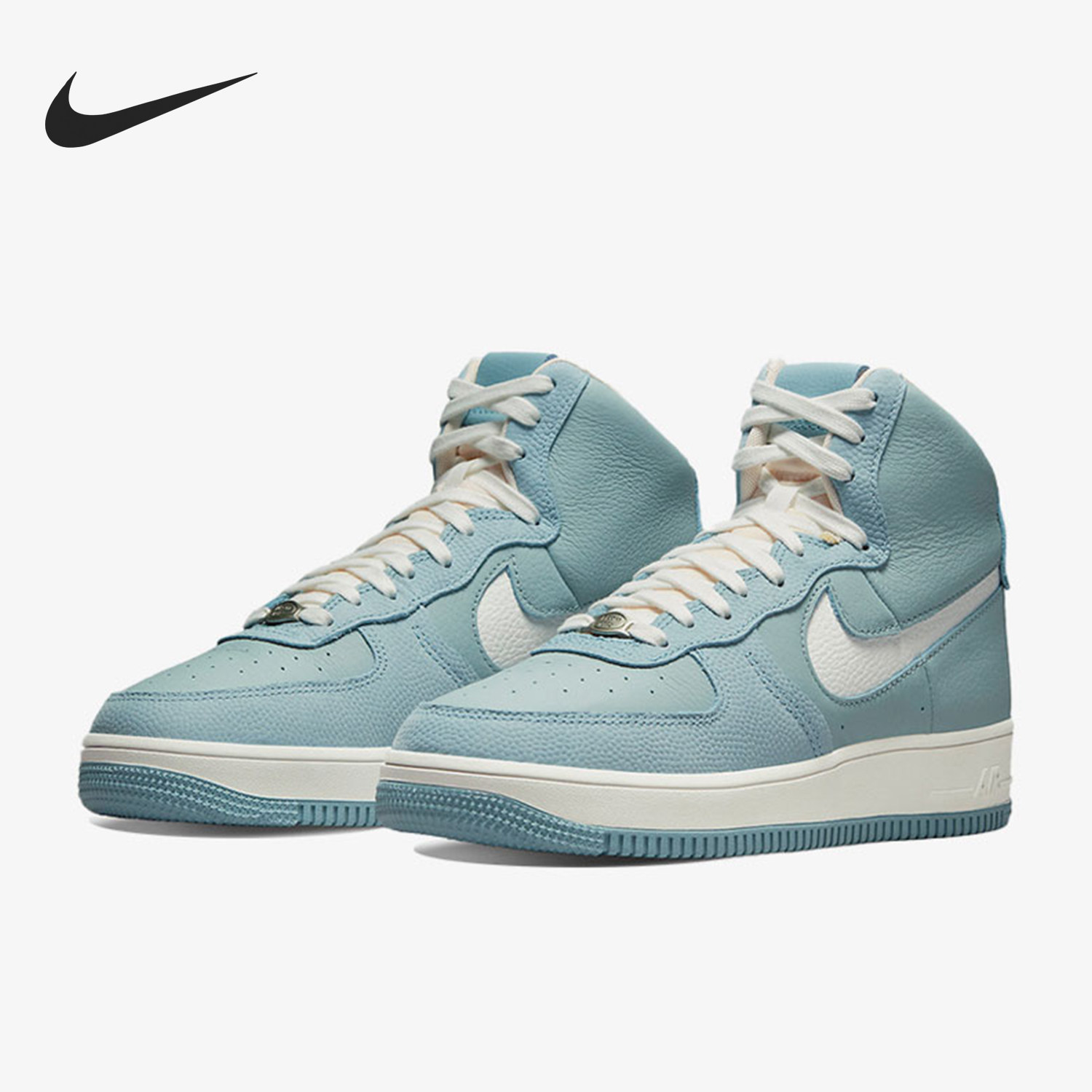 耐克女士轻便耐磨运动板鞋