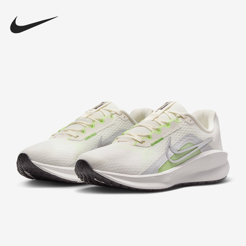 Nike/耐克女士透气跑步鞋