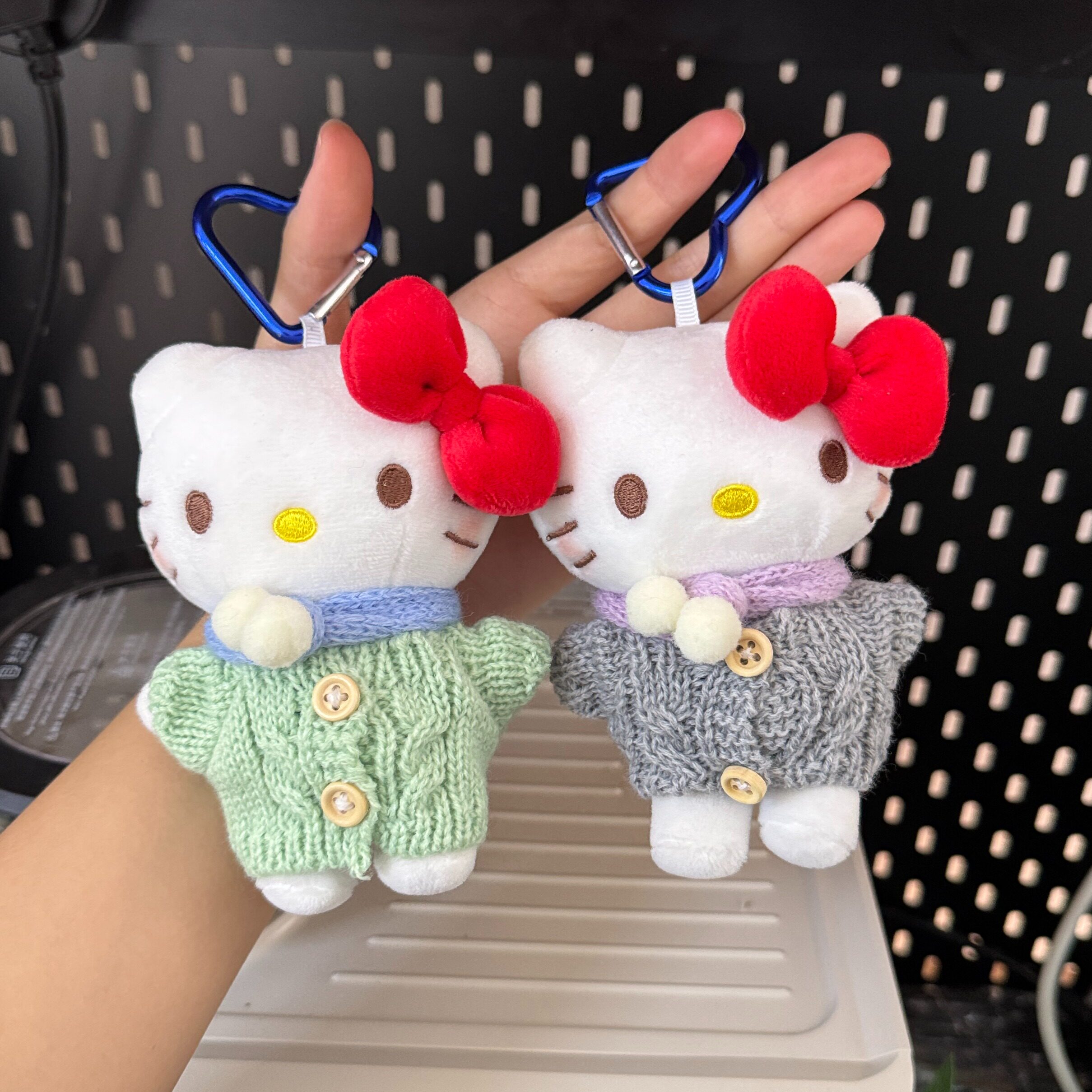【正版】秋冬围巾毛衣KT毛绒公仔玩偶hellokitty凯蒂猫布艺玩具
