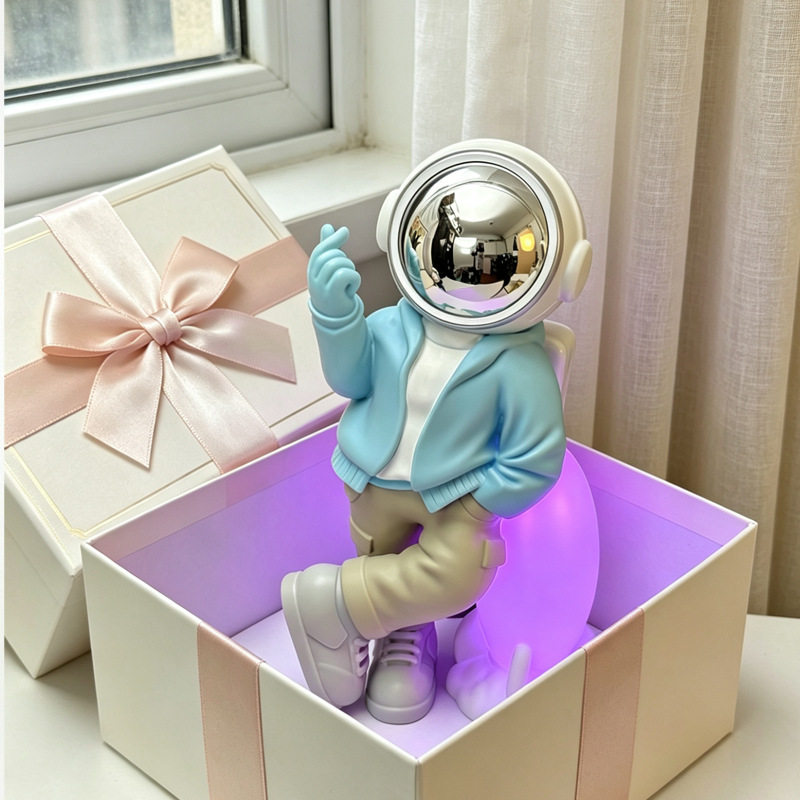 火箭太空人蓝牙音箱星球灯桌面创意礼品跨境宇航员低音炮小音箱