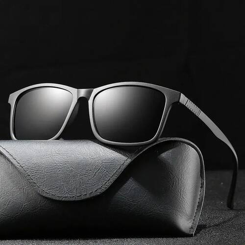 Luxury Men Polarized Sunglasses Fashion Vintage Square Ultra