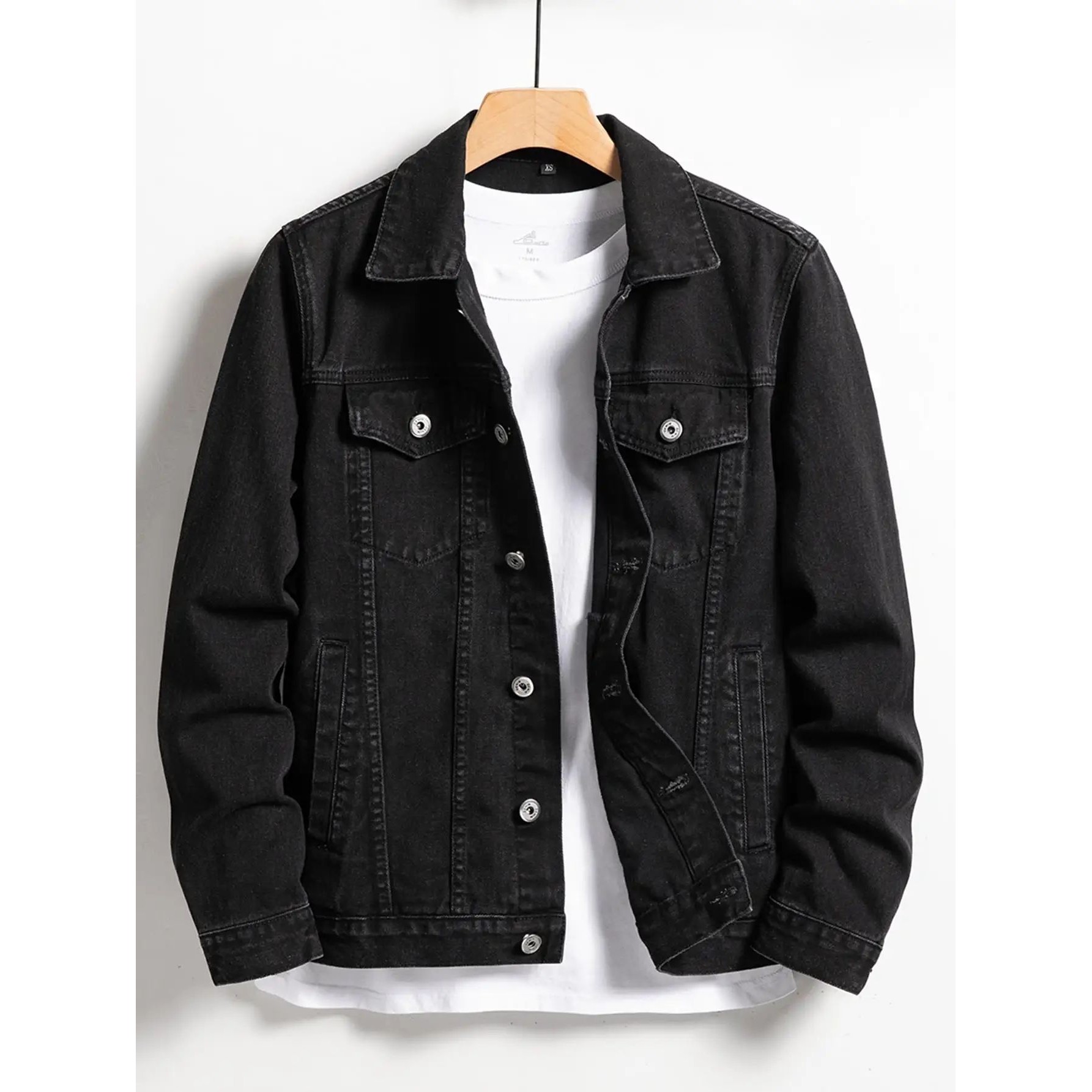 Men's denim jacket for spring and autumn. Black-collar denim
