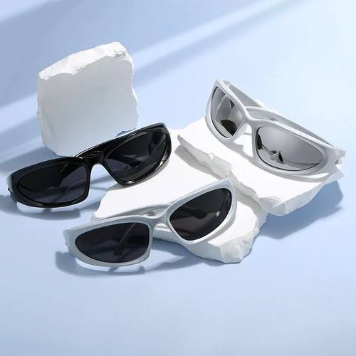 New arrival Popular Women's Sunglasses Punk Sunglasses Uniqu