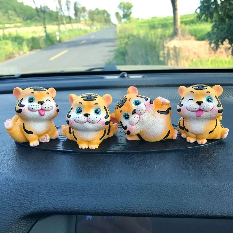 车内室内喜庆摆件小老虎