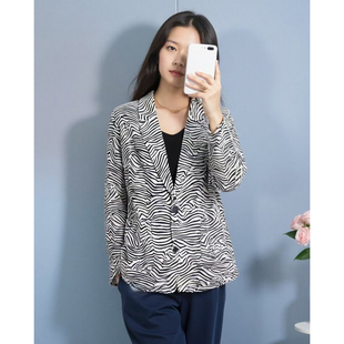 真丝桑蚕丝西装女轻奢高级感西服外套女2026新款秋天穿的衣服女装