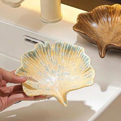 Creative Ceramic Draining Soap Box, Light luxury Leaf