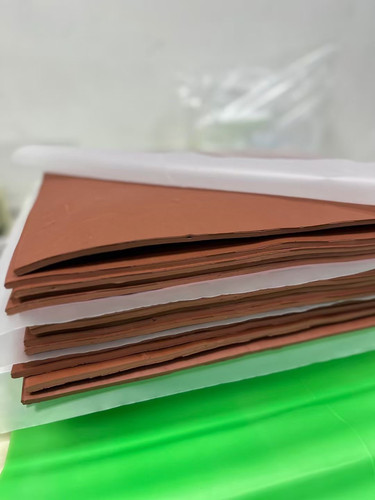 氟橡胶FKM混炼胶 氟硅FVMQ橡胶混炼胶 二元三元氟胶 模压硫化定制