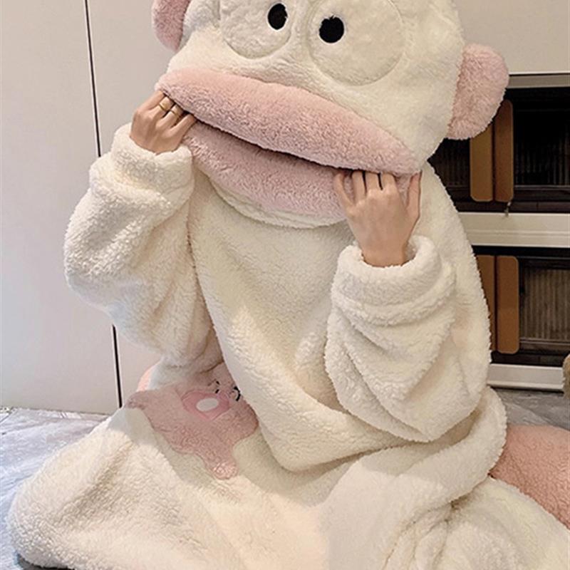 汉顿白色丑鱼卡通连体睡衣女秋冬抽象搞怪奇葩男珊瑚绒睡裙可外穿