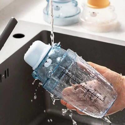 Sherk Mug The Surface Is Flat And Smooth Clear And Visible