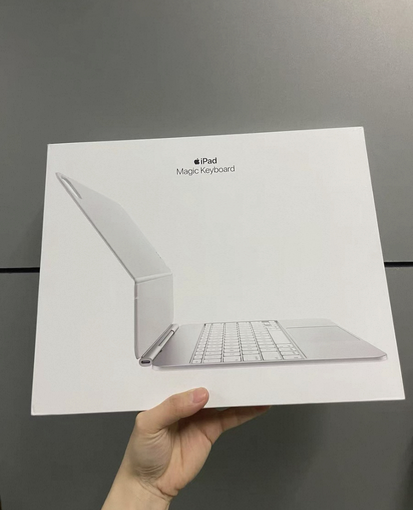 2024款 Apple/苹果 妙控键盘 适用于11寸 13 英寸 iPad Pro (M4)