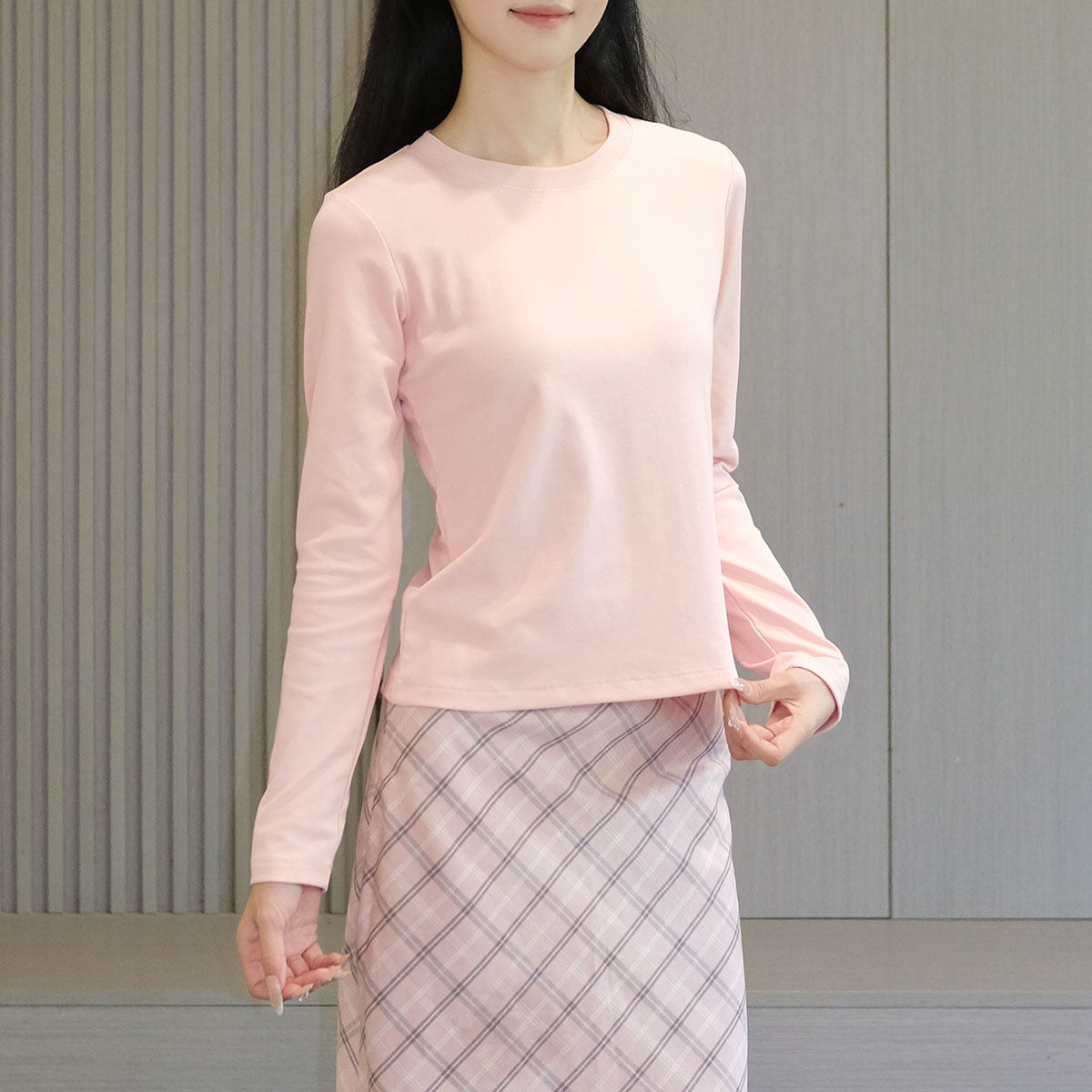 圆领正肩长袖t恤女春秋新款修身短款显瘦内搭上衣纯欲风打底衫女