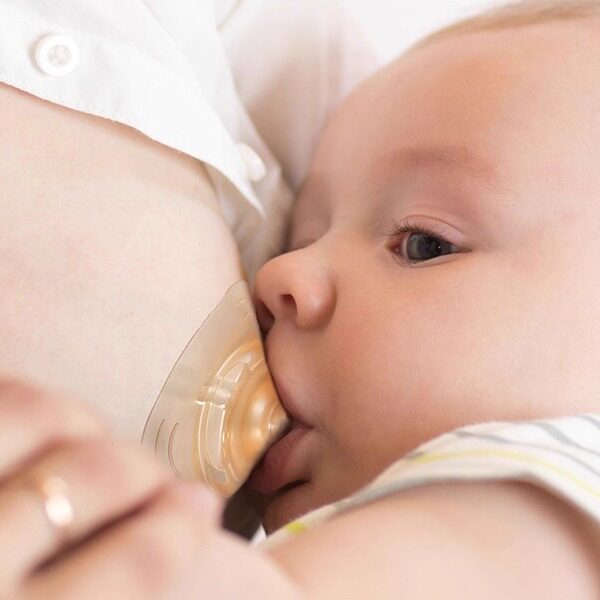 十月结晶乳盾喂奶乳头保护罩奶盾三层防咬内陷哺乳辅助喂奶神器