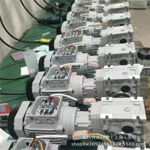 包装机械用KM28C-150比准双曲面齿轮速机配550W变频电机