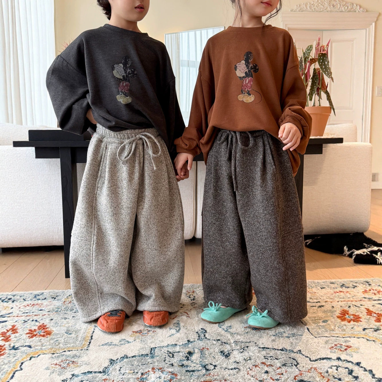 末小蒙童裤2026冬季男童女童韩版毛呢系带长裤儿童加绒休闲阔腿裤
