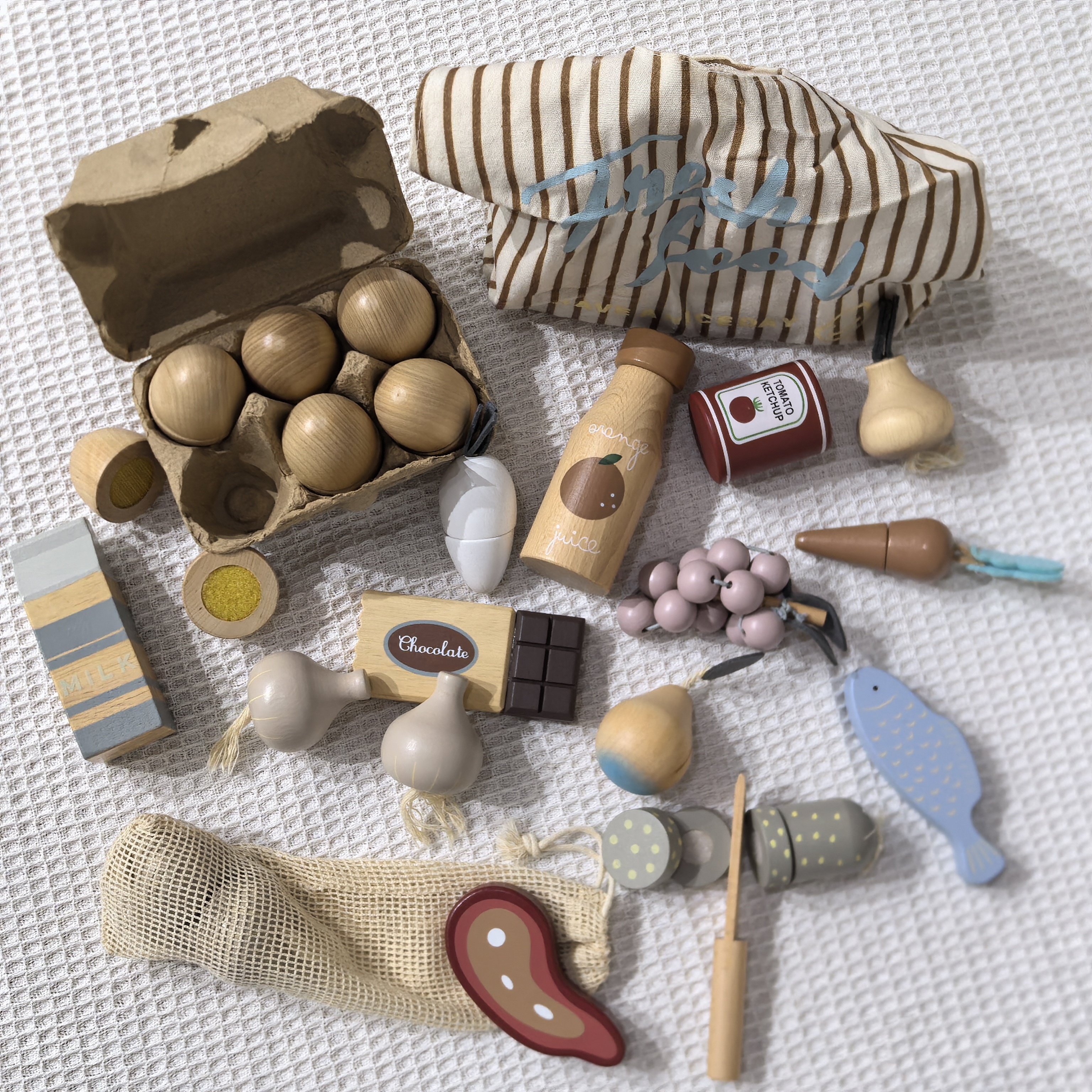 木质幼儿童仿真桶装水果蔬菜切切乐魔术贴蛋糕甜品过家家餐厨玩具