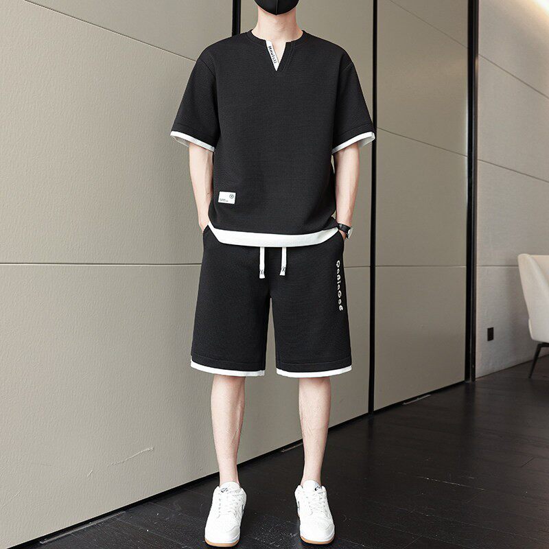 菠萝纹冰丝休闲套装男装高级感夏季新款v领短袖t恤两件套运动短裤