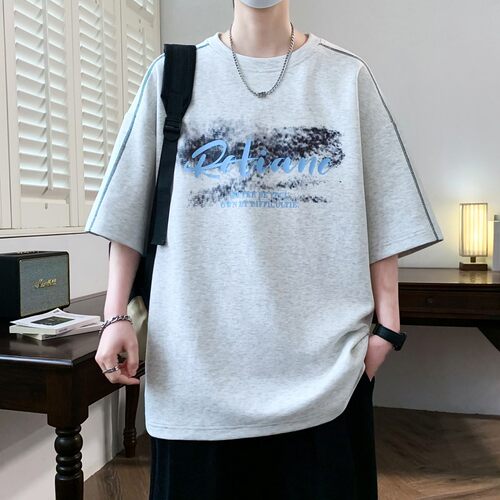 2026夏上新青少年宽松圆领雾感渐变印花T恤宽松慵懒风男生短袖