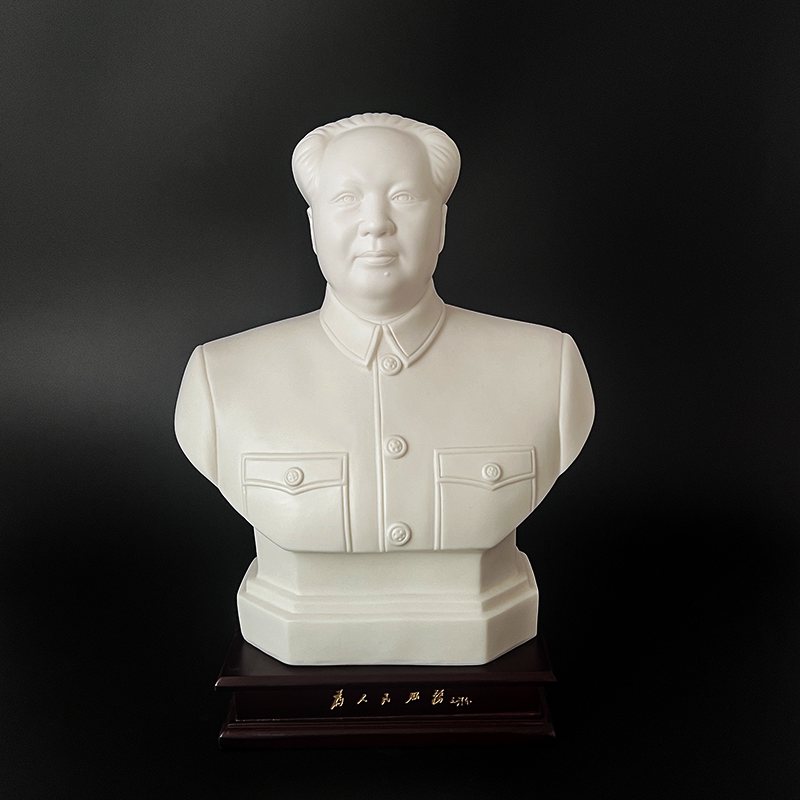 白瓷毛泽东瓷像毛主席半身头像陶瓷摆件毛爷爷办公室客厅家居室内