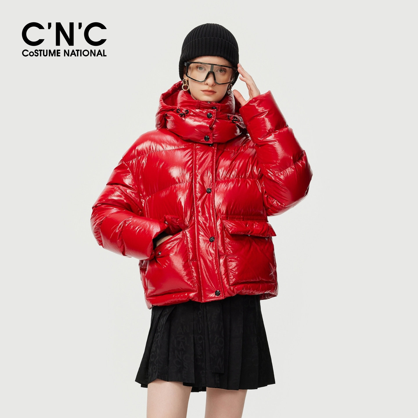CNC红色亮面可脱卸帽90羽绒服女