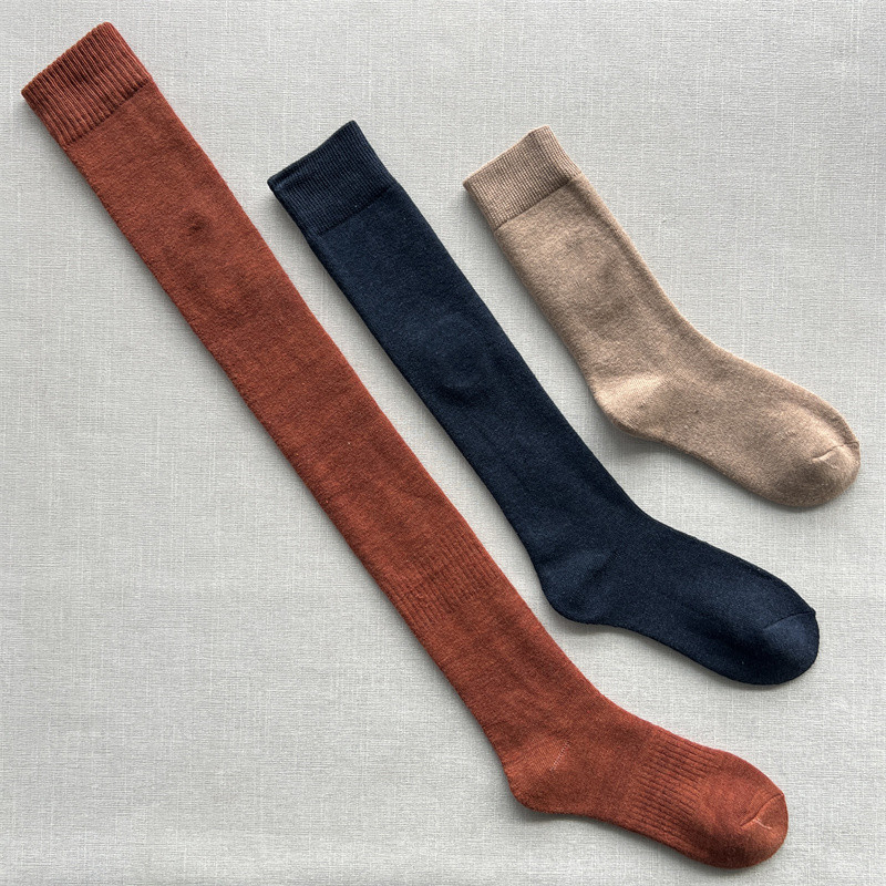 中高筒刺绣简约百搭袜子小众袜