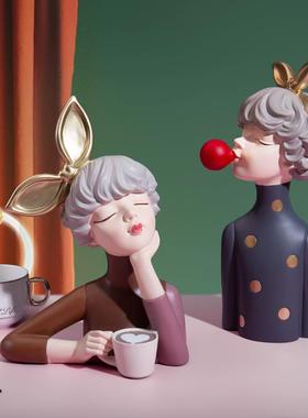 泡泡女孩摆件轻奢家居客厅电视柜儿童房装饰品结婚送新人生日礼物