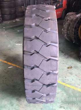 宽体自卸车钢丝轮胎1400R25钢丝轮胎 银宝14.00R25矿山轮胎