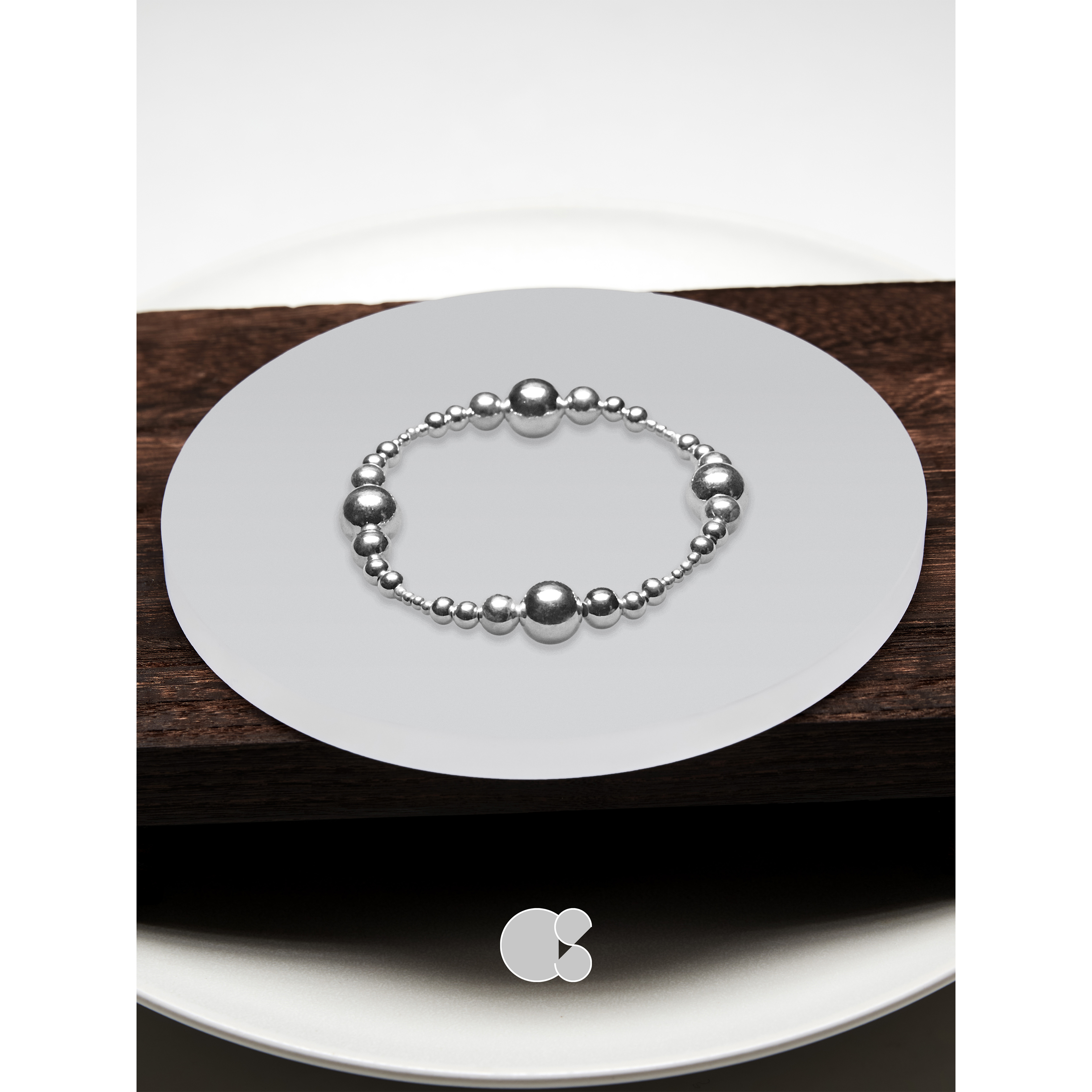 925百搭日常时髦通勤高级手链