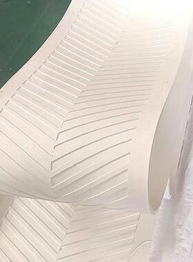 白色聚酯输送带耐寒EP150聚酯盐场白色尼龙输送带输送能力强