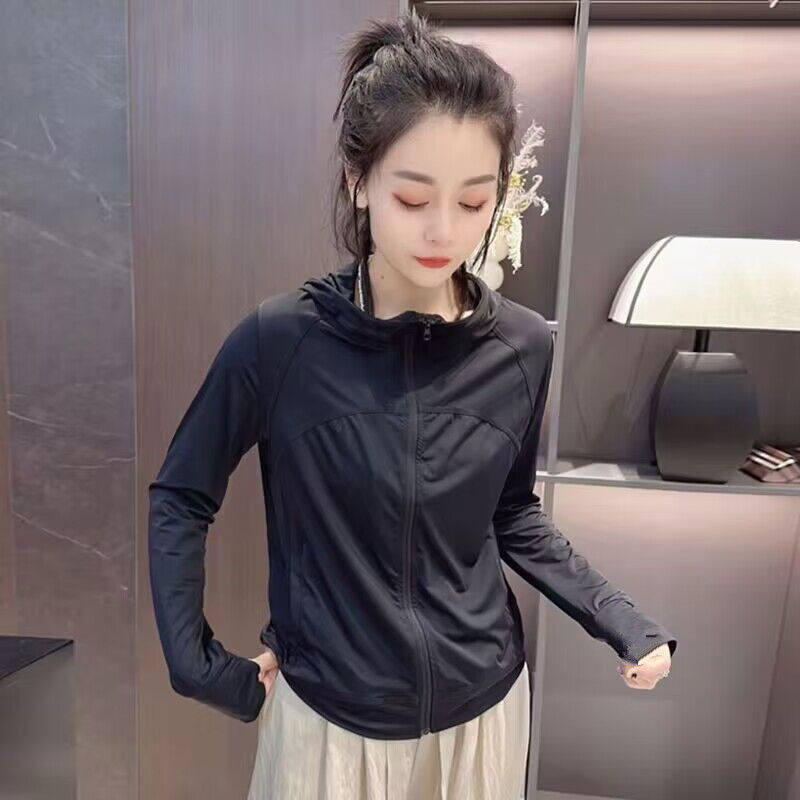 短款冰丝防晒衣女款2025夏季新款轻薄凉感运动外套黑色连帽防晒服