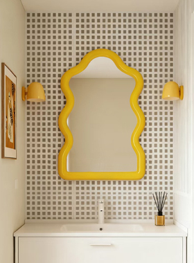 奶油风黄色树造型卧室化妆镜民宿酒店洗漱浴室镜壁挂智能装饰镜子