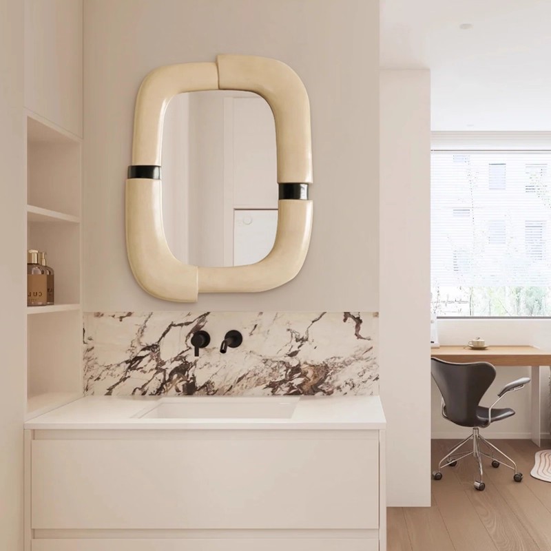奶油风不规则梳妆台化妆镜卫生间壁挂浴室镜led智能镜创意装饰镜