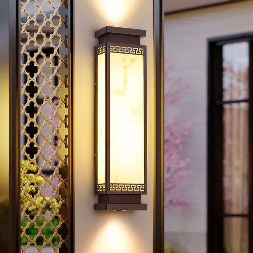 户外壁灯防水防锈带射灯2025新款