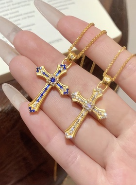 古法金色镶钻十字架吊坠项链女轻奢小众高级感满钻叠戴锁骨链配饰