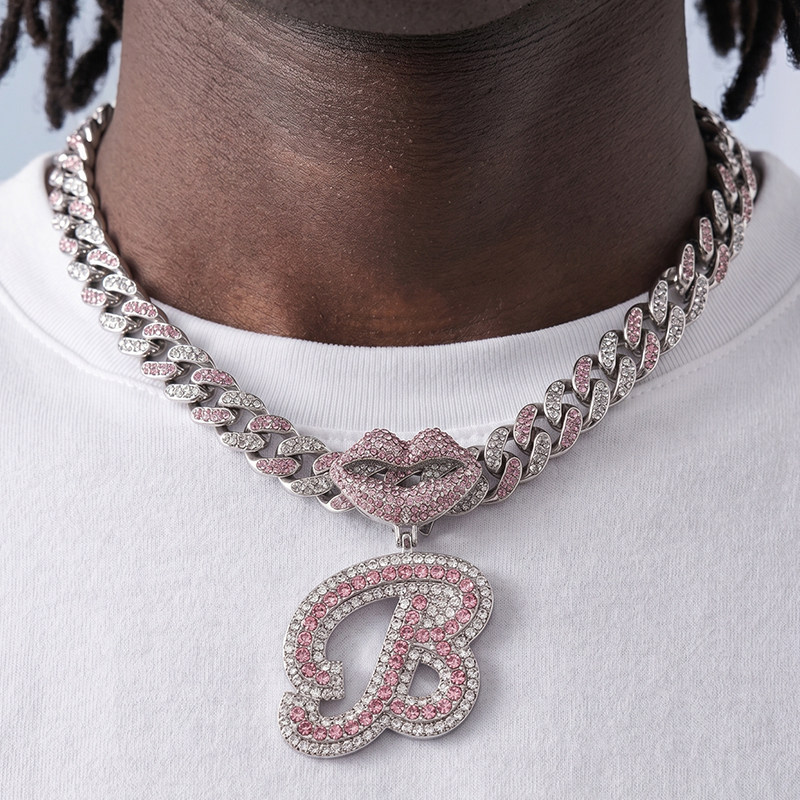 欧美风嘻哈街头潮流rapper配饰满钻嘴唇26个字母吊坠hiphop古巴链
