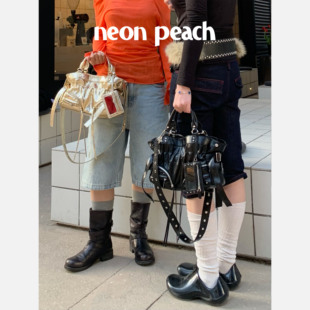 NEON PEACH霓桃油蜡机车包通勤大容量单肩斜挎包手提包托特包小号
