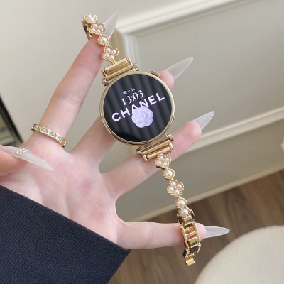 适用于华为watchGT6手表表带四叶草珍珠gt5pro金属watch4手镯腕带