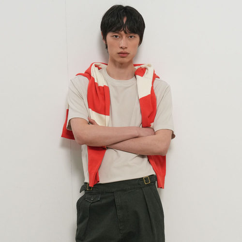 【现】GENERAL IDEA 夏季宽松休闲缝线设计短袖T恤男女同款 TS003