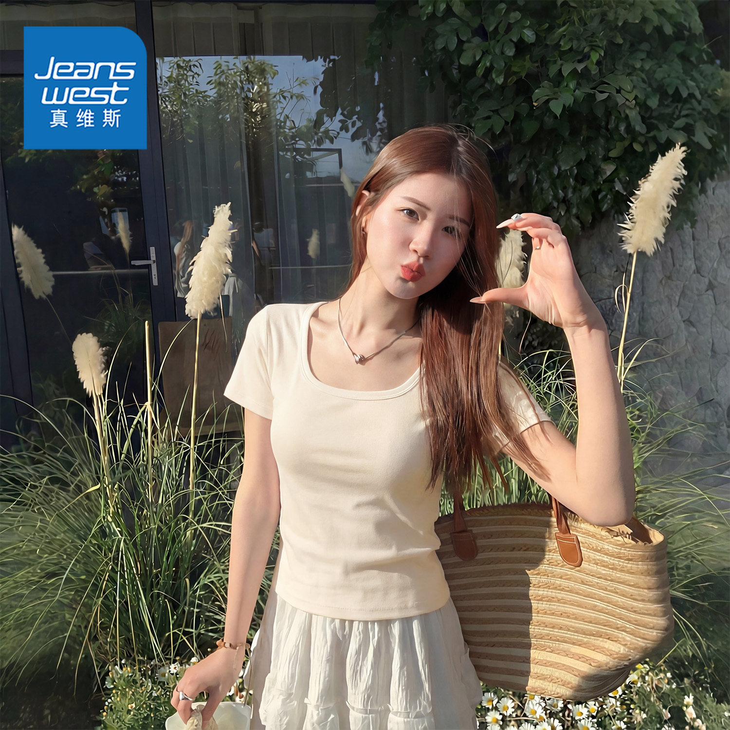 真维斯杏色方领短袖女t恤2026新款夏季爆款小个子修身半袖上衣AA