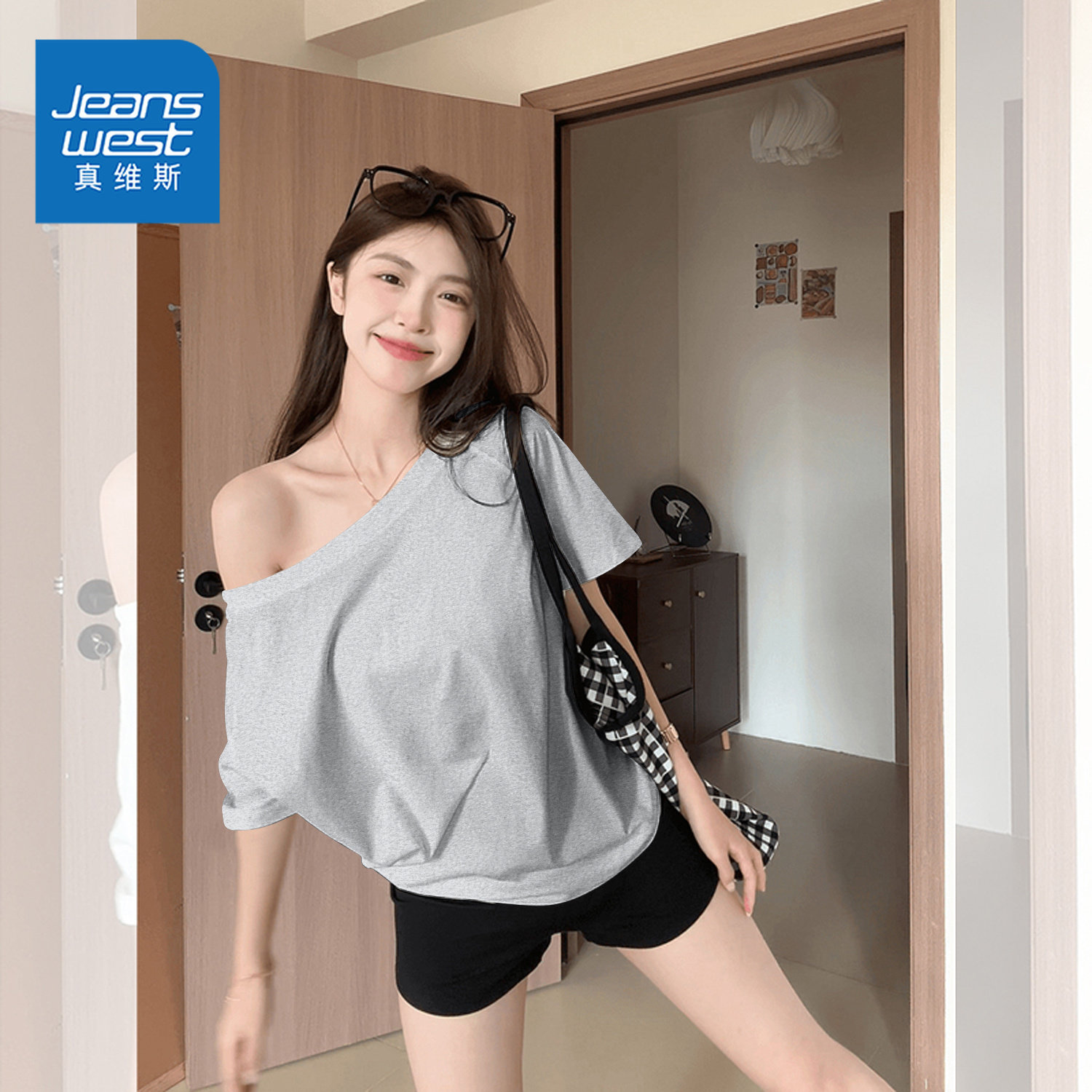 真维斯斜肩短袖上衣女2026新款宽松露肩性感洋气慵懒休闲半袖t恤