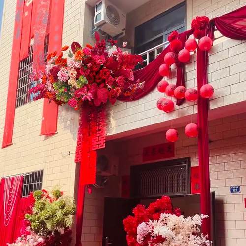 农村结婚庭院布置院子装饰别墅自建房婚礼布幔大门口户外灯笼瀑布